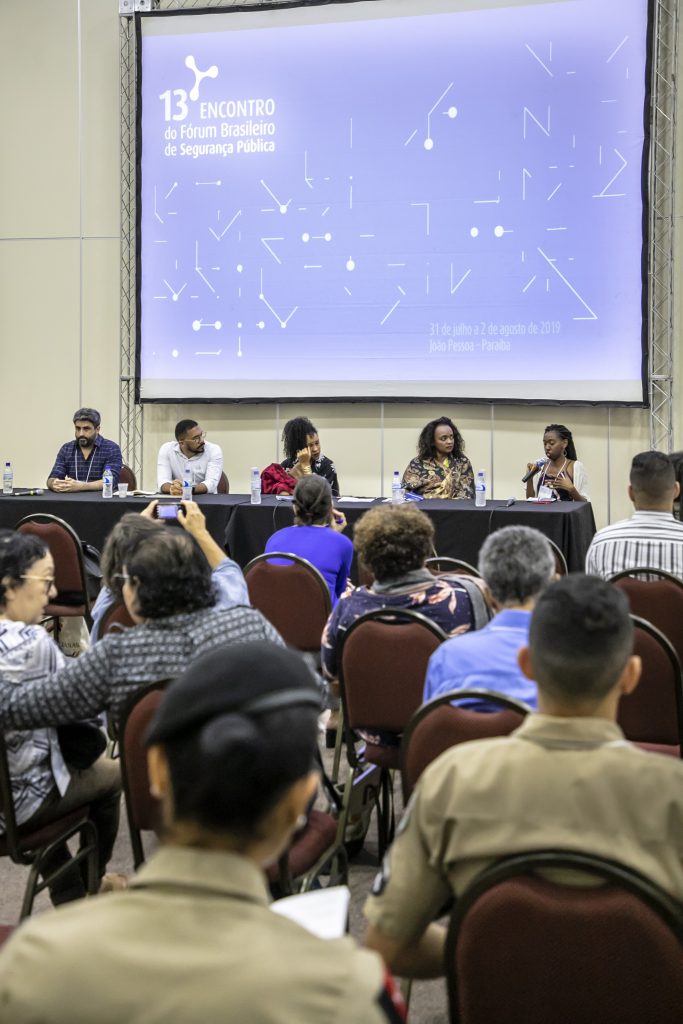 Comitê no Encontro do Fórum Brasileiro de Segurança Pública Cada vida